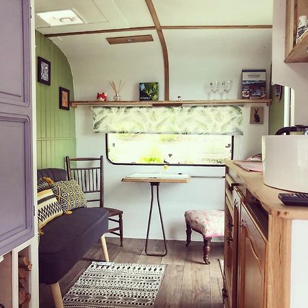 Sunbank Accommodation Лланголлен Экстерьер фото