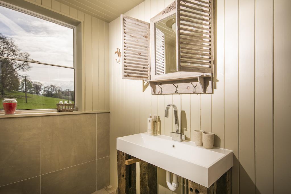 Sunbank Accommodation Лланголлен Экстерьер фото